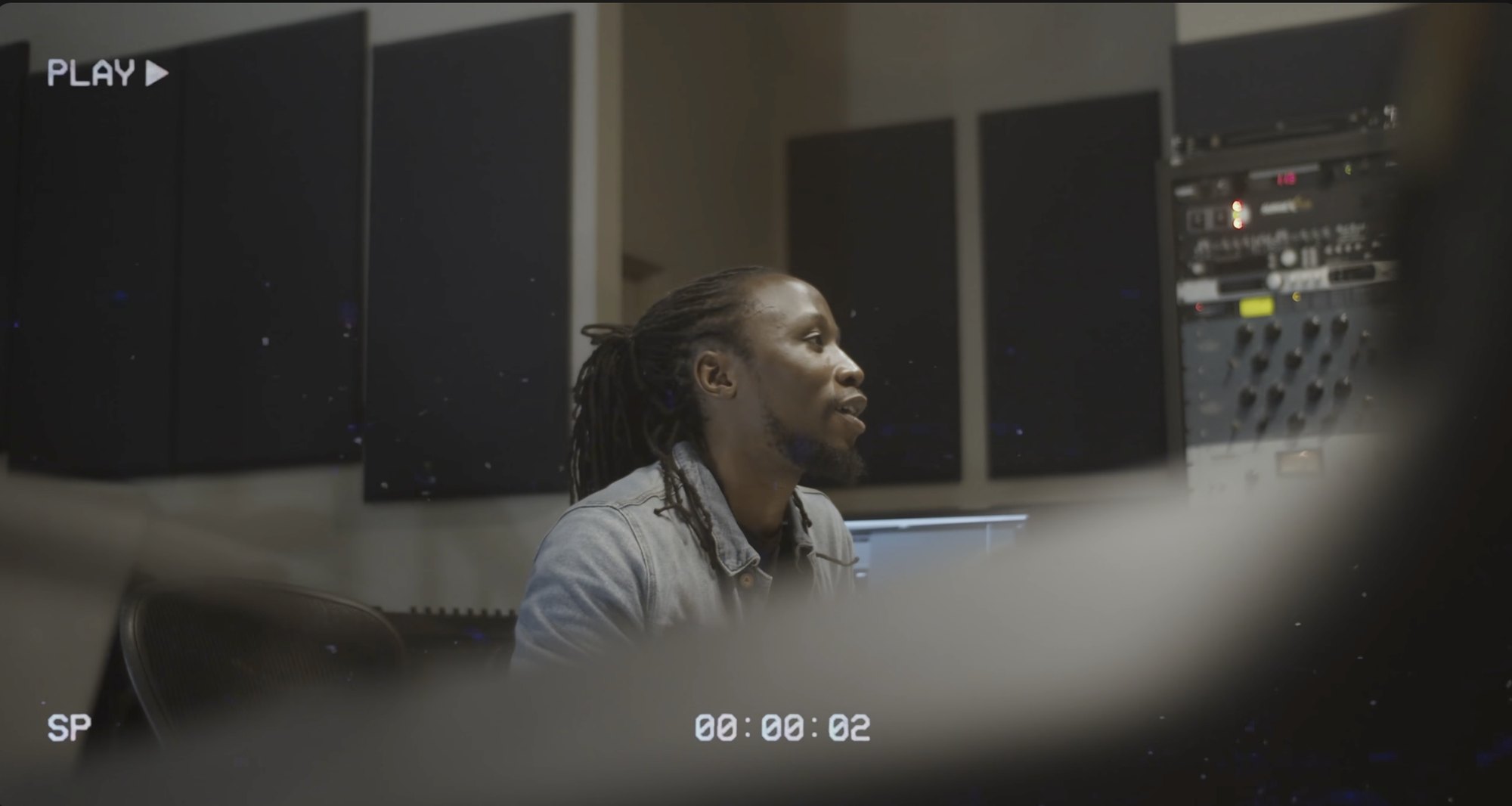 Melvin Darrell in his studio, walkthrough video placeholder